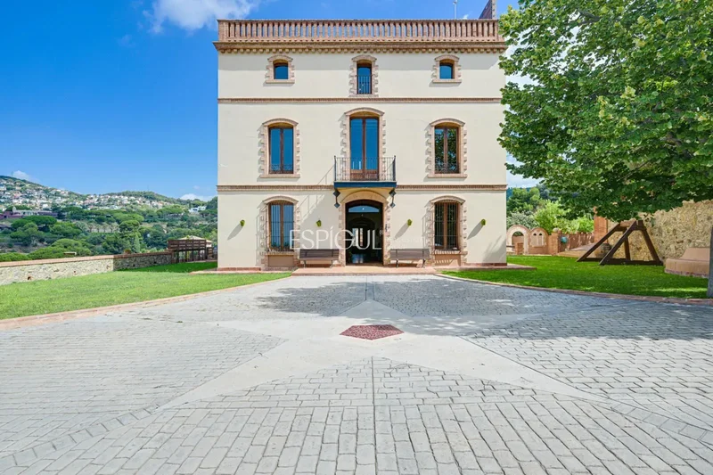 Alella Villa