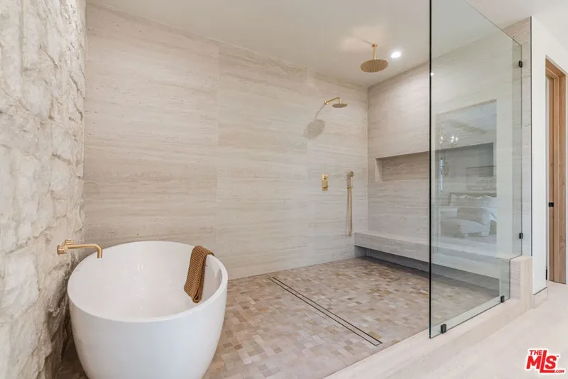 5064 Encino Avenue, Los Angeles, California, United States. - Photo 35
