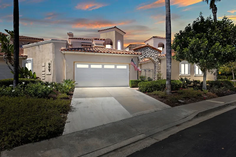 15 Via Barcaza, Trabuco Canyon, Ca 92679