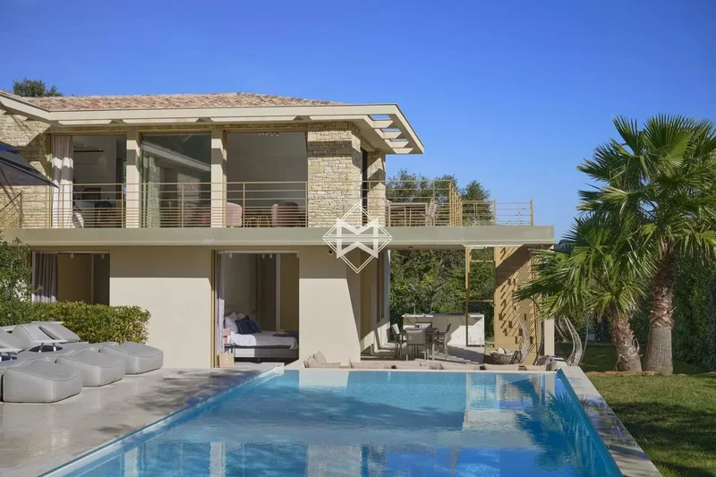 Saint-Tropez, Provence-Alpes-Côte d'Azur, France. - Photo 8