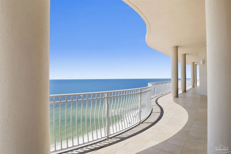 Exceptional Full-Floor Penthouse