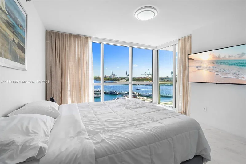 450 Alton Rd 901-902, Miami Beach, Florida, United States. - Photo 65