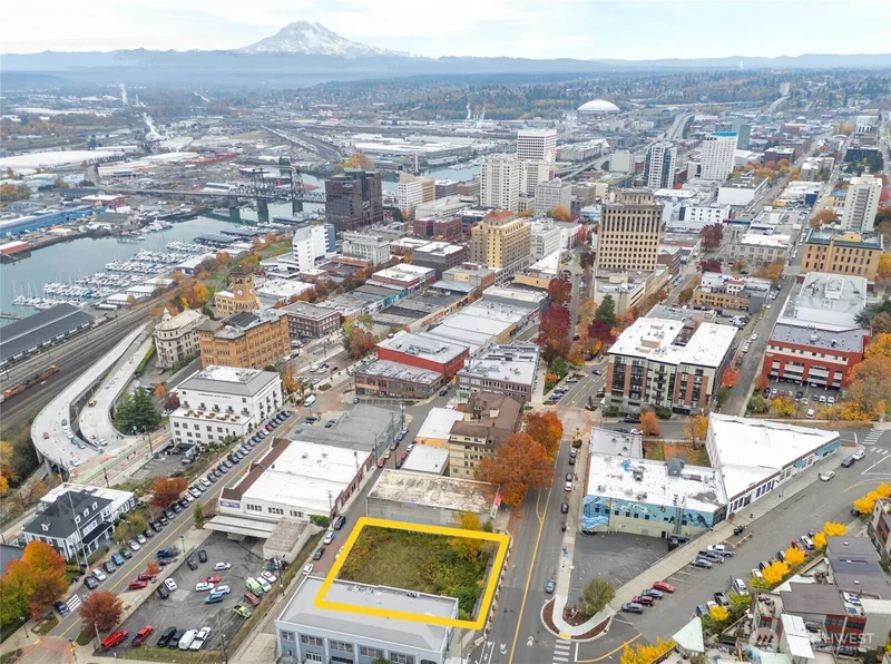 605 St Helens Avenue, Tacoma, WA 98402, Tacoma, Washington, United States. - Photo 13