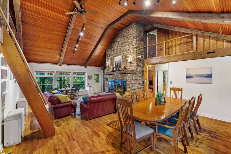2240 County Line Road, Champion, PA 15622, Champion, Pennsylvania, United States. - Photo 23