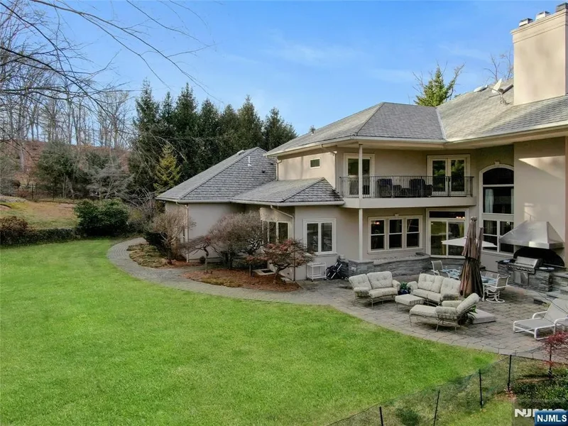 7 Finn Court, Mahwah, NJ 07430, Mahwah, New Jersey, United States. - Photo 28