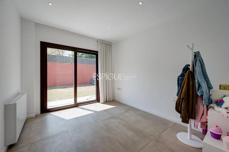 Sant Pol De Mar, Barcelona, Sant Pol De Mar, Sant Pol de Mar, Catalonia, Spain. - Photo 44