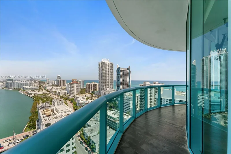 6000 Indian Creek Dr PH 2501, Miami Beach, Florida, United States. - Photo 25