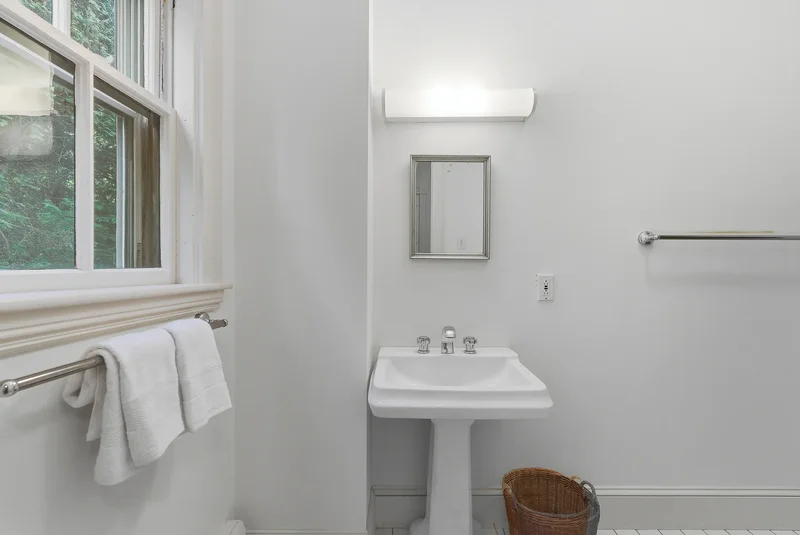 1040 High Street , Dedham, MA 02026, Dedham, Massachusetts, United States. - Photo 13