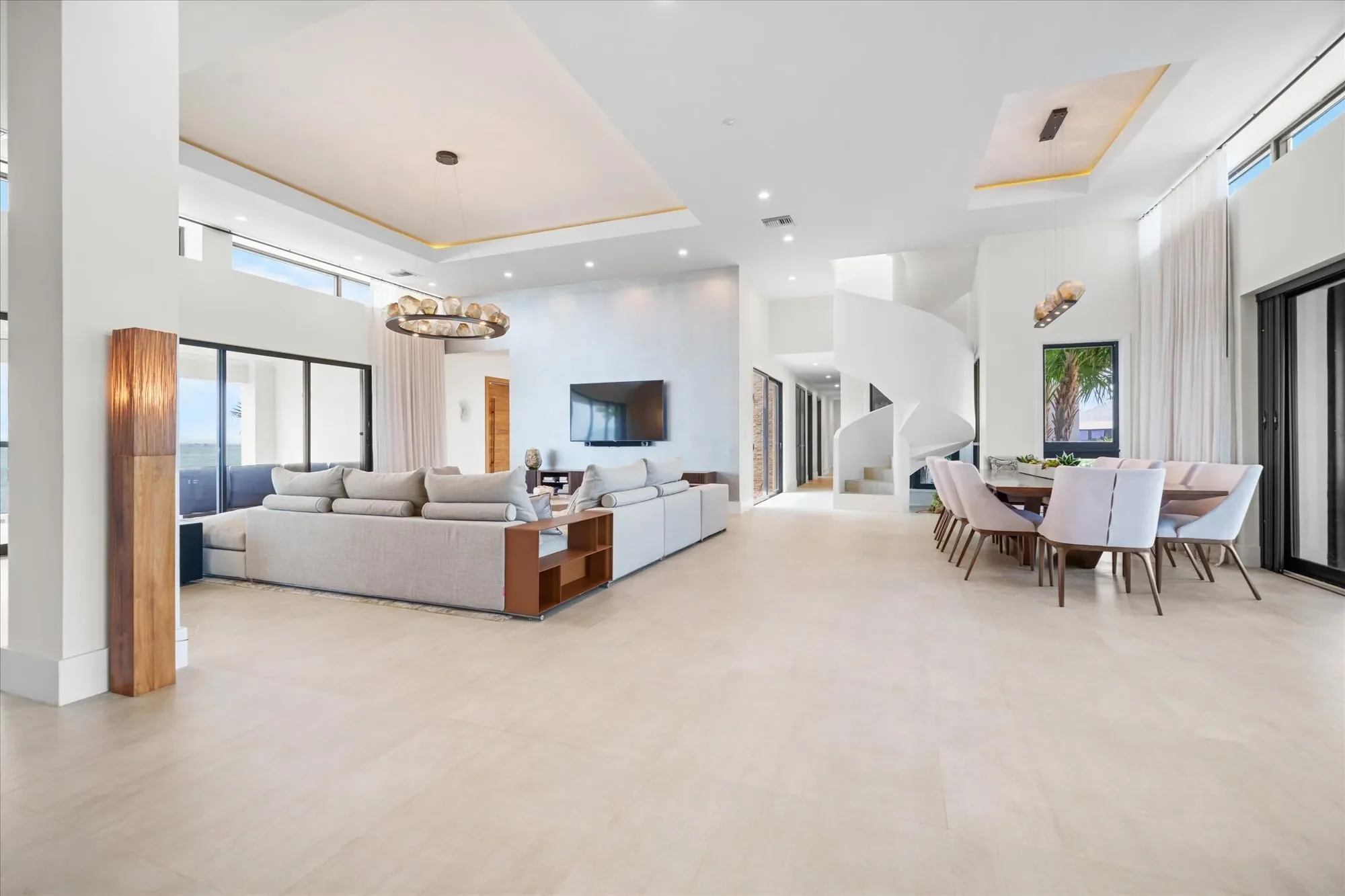 Gallery photo 6