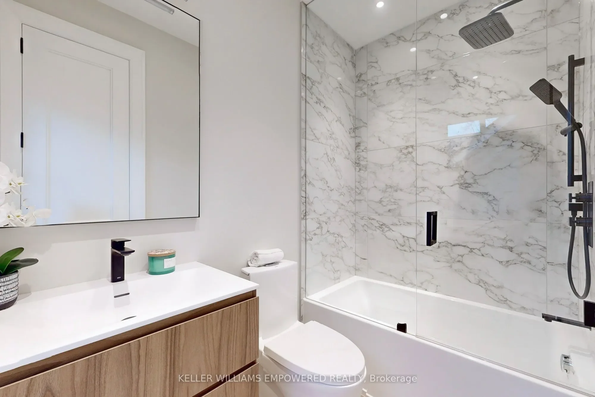 127 Joicey Boulevard, Toronto, ON M5M 2T8, Toronto, Ontario, Canada. - Photo 10