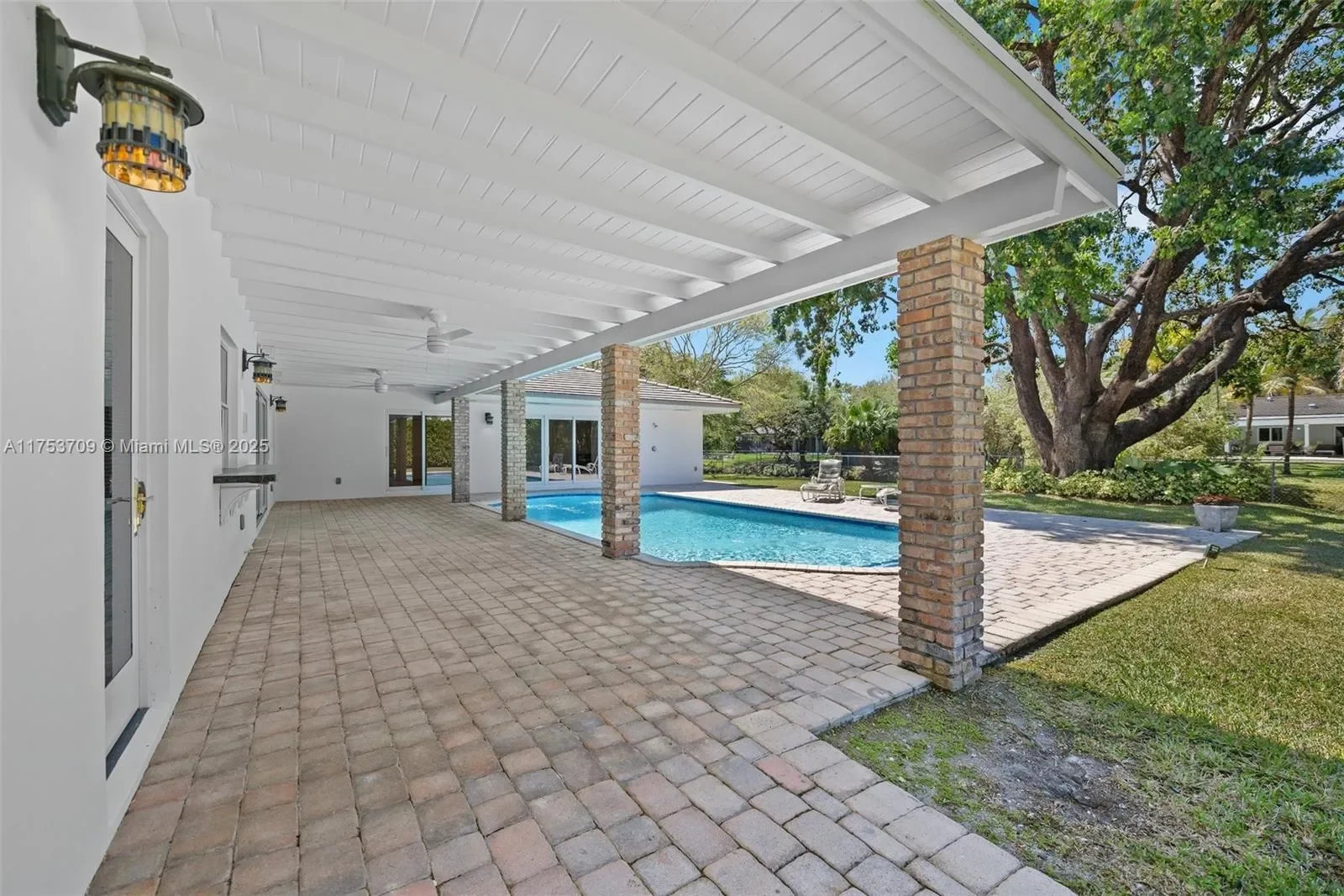 13060 SW 70th Ave, Coral Gables, Florida, United States. - Photo 33