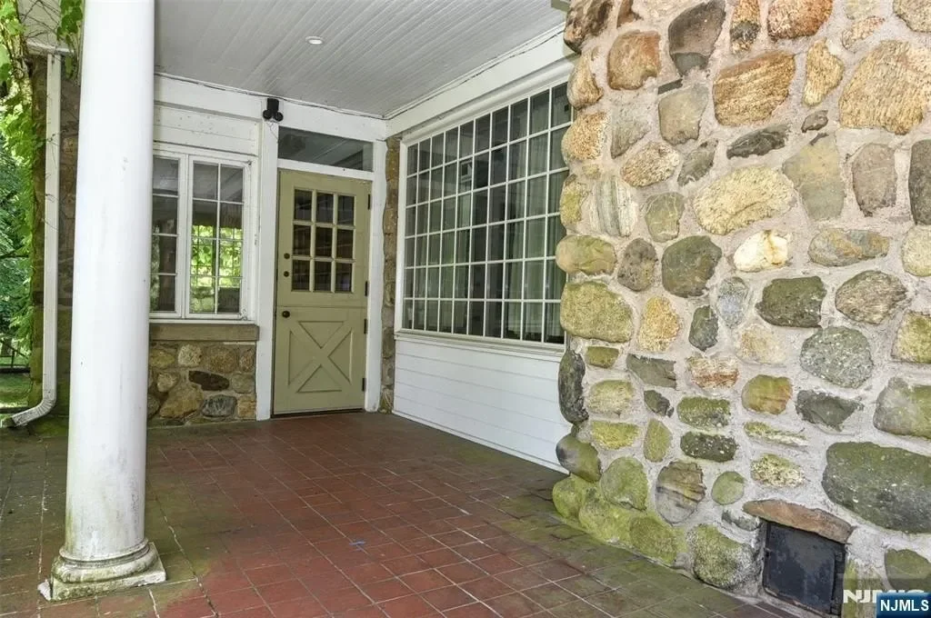 Gallery photo 9