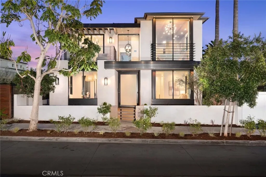 304 Poppy Ave, Newport Beach, California, United States. - Photo 14