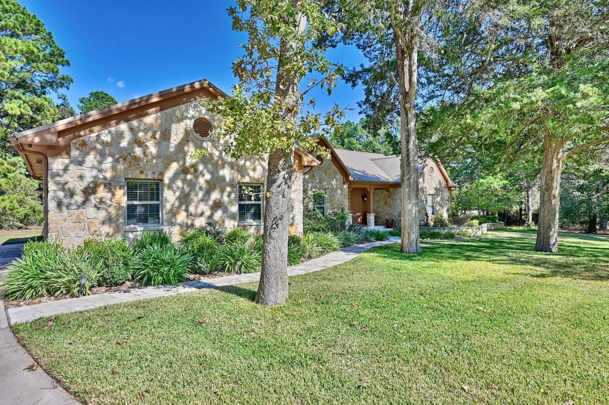 404 Saint Andrews Drive, New Ulm, Texas, United States. - Photo 7