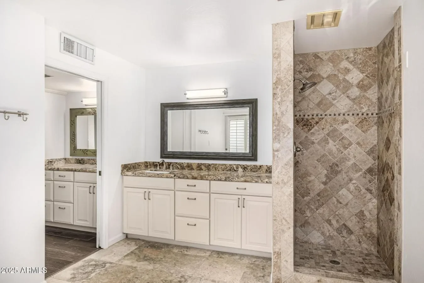 330 W TAM OSHANTER Drive., Phoenix, Arizona, United States. - Photo 15