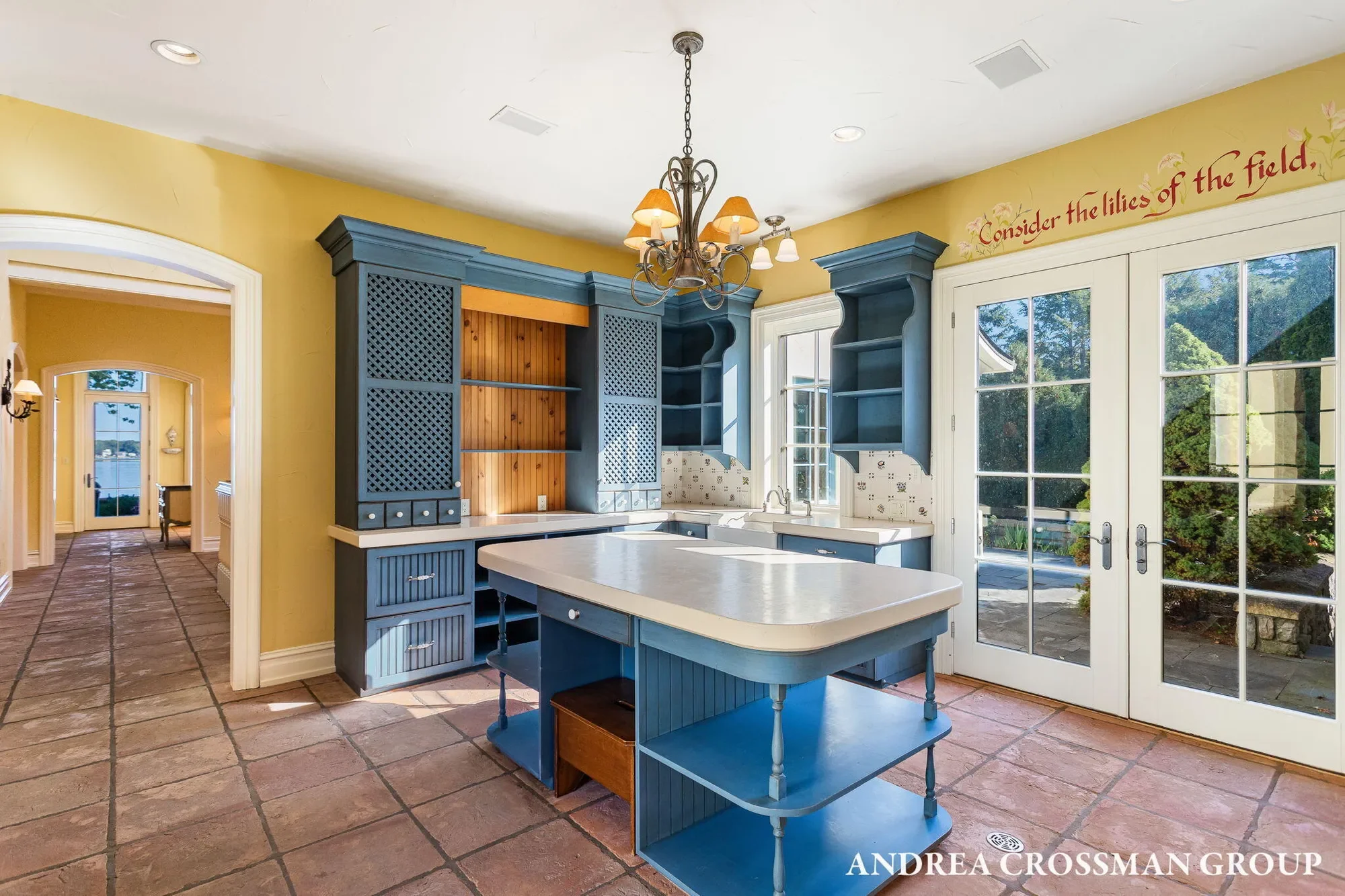 1933 South Shore Drive, Holland, MI 49423, Holland, Michigan, United States. - Photo 67