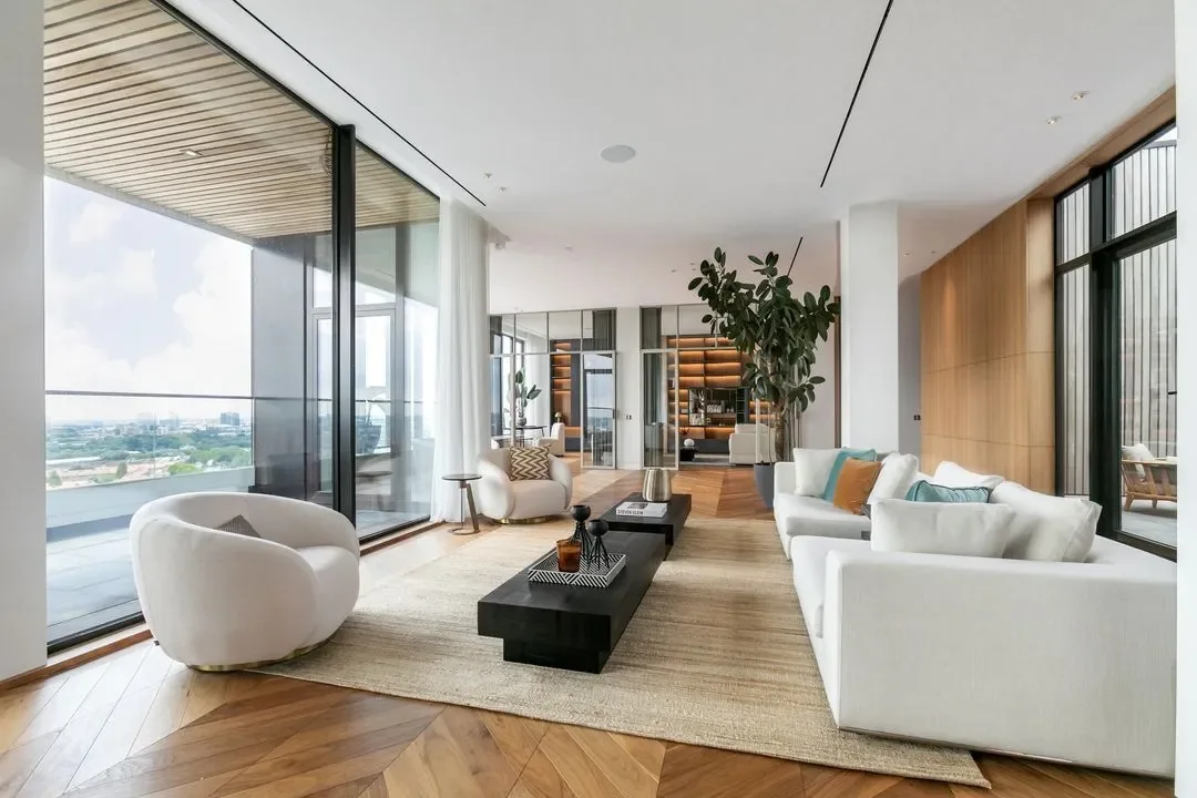 Gallery photo 10