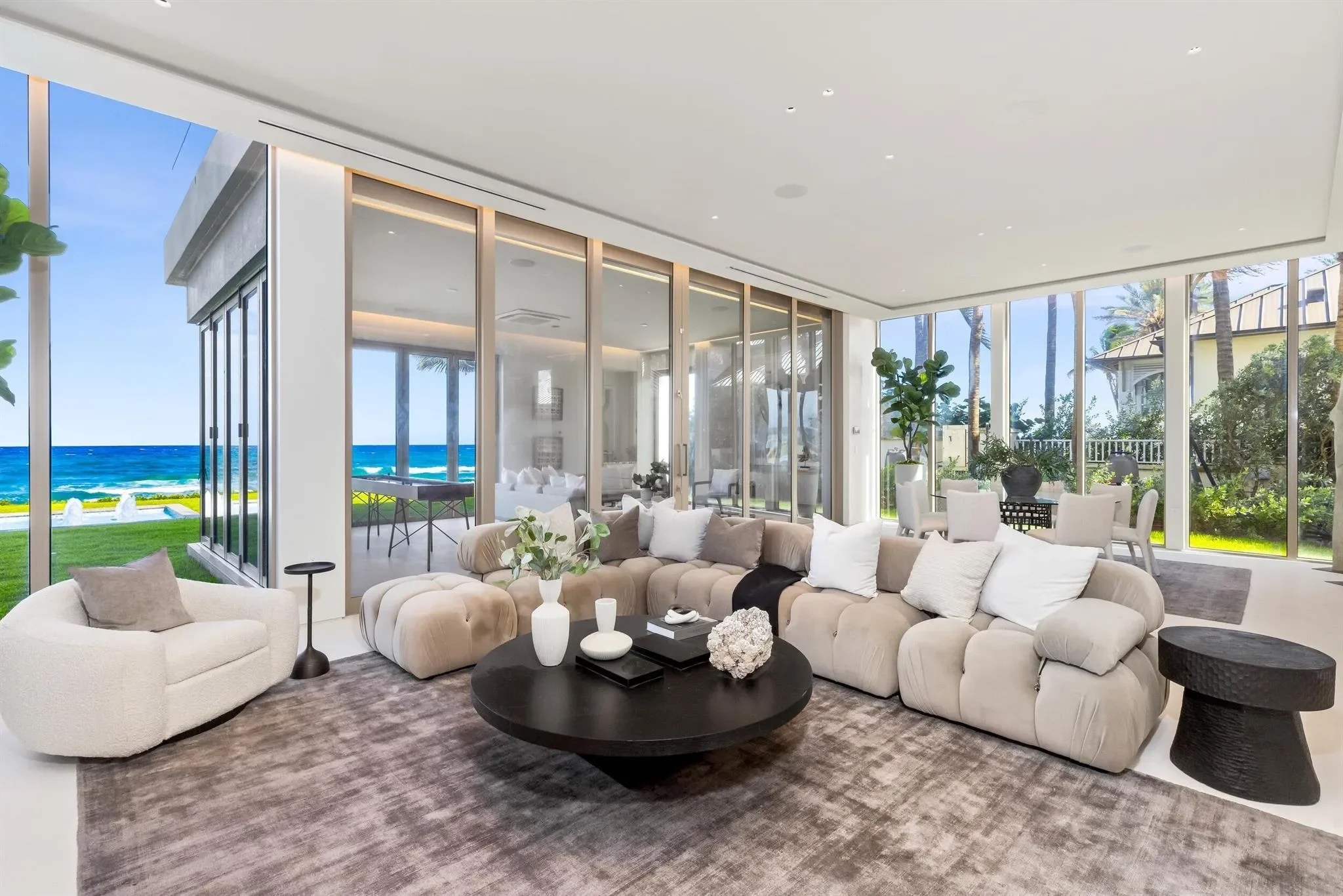 1460 S Ocean Boulevard, Lantana, Florida, United States. - Photo 12