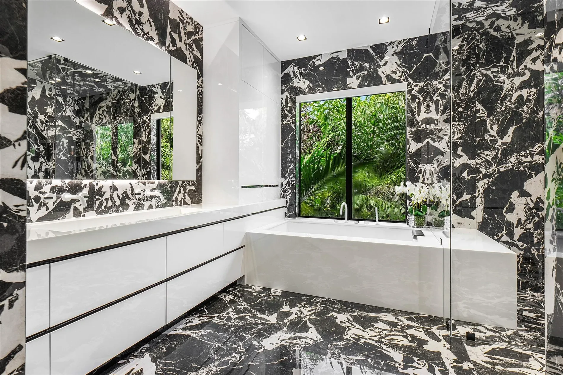 202 NW 7th St, Delray Beach, Florida, United States. - Photo 23