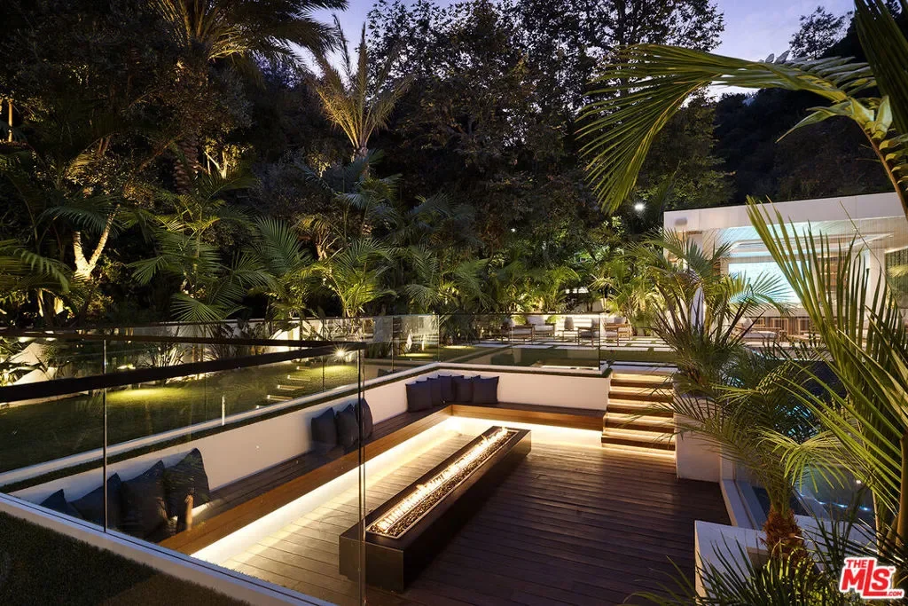 13187 Chalon Road, Los Angeles, California, United States. - Photo 39