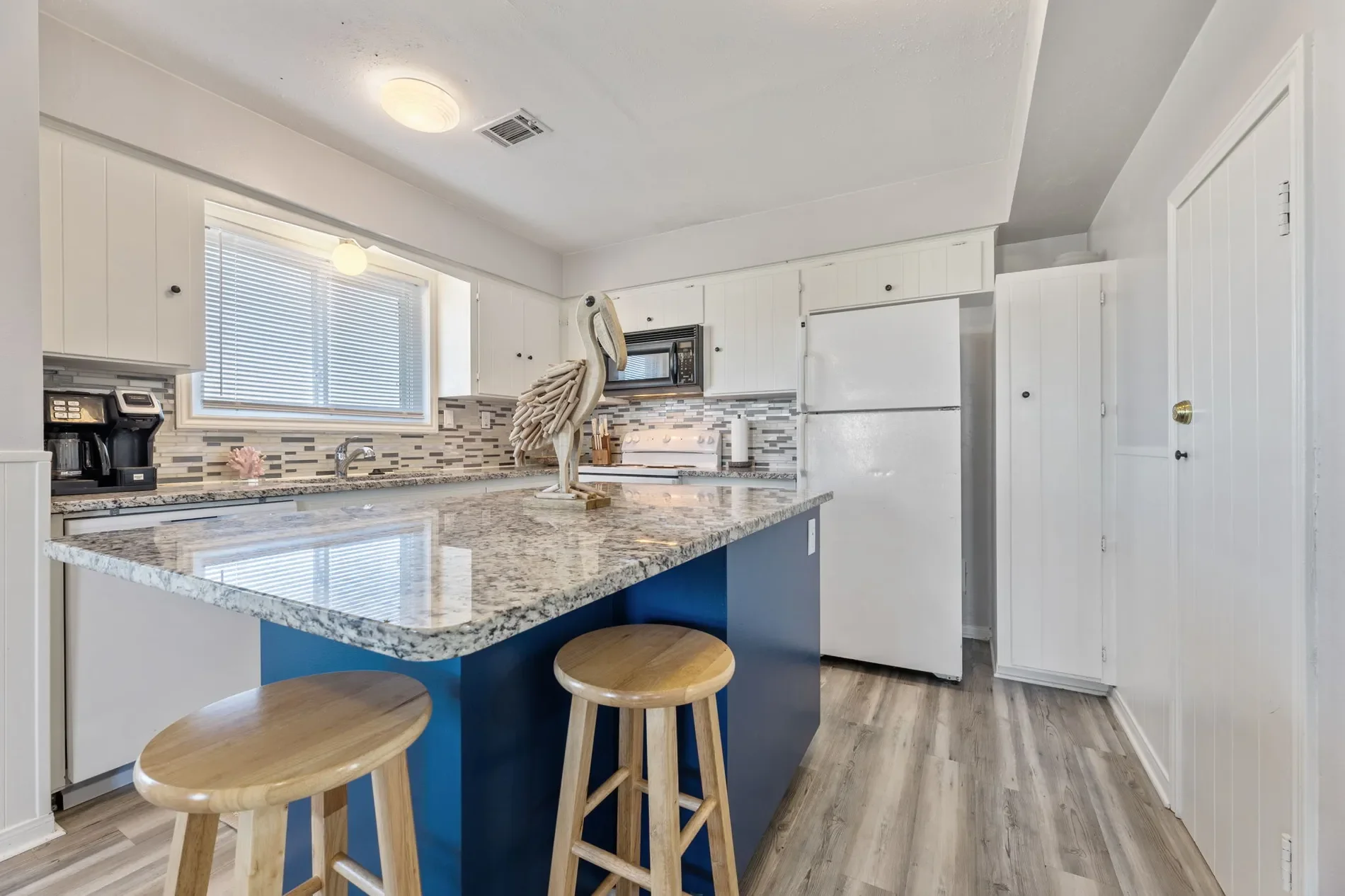 324 County Road 257, Matagorda, TX 77457, Matagorda, Texas, United States. - Photo 18