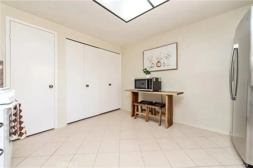 9 Morena 28, Irvine, California, United States. - Photo 8