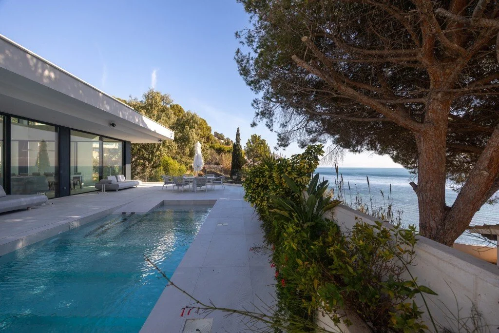 Exterior photo 12