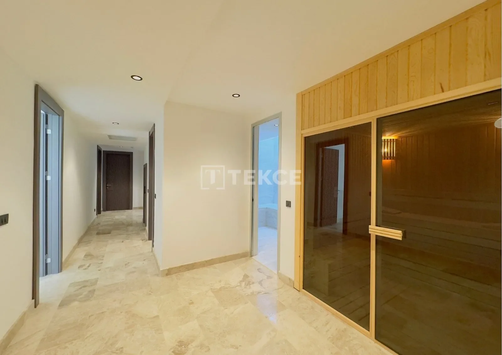 Gallery photo 8