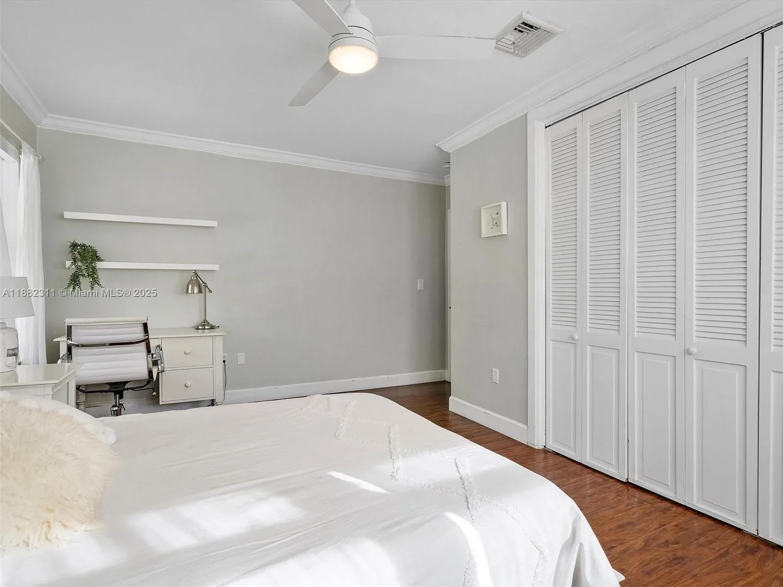11407 N Bayshore Dr, North Miami, FL 33181, North Miami Beach, Florida, United States. - Photo 42