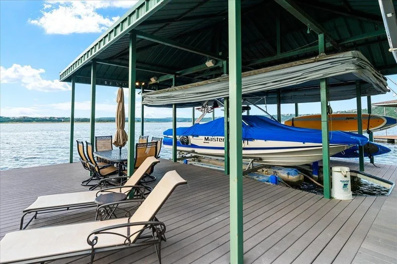 1116 Watercliffe DR, Jonestown, Texas, United States. - Photo 33