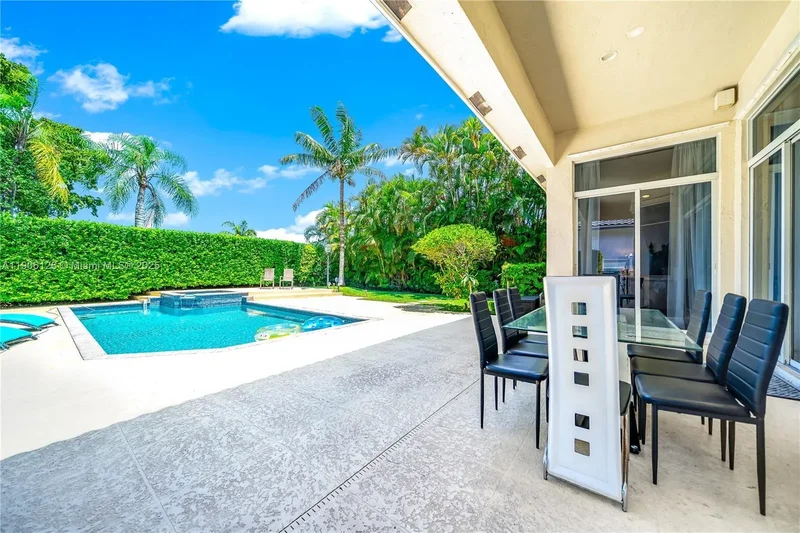 1241 S 13th Ave, Hollywood, Florida, United States. - Photo 35