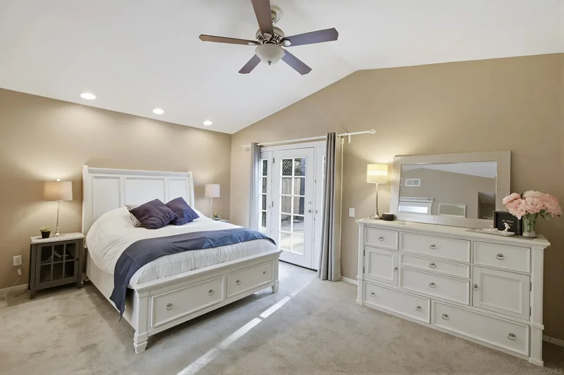 12085 Eastglen St, San Diego, California, United States. - Photo 12