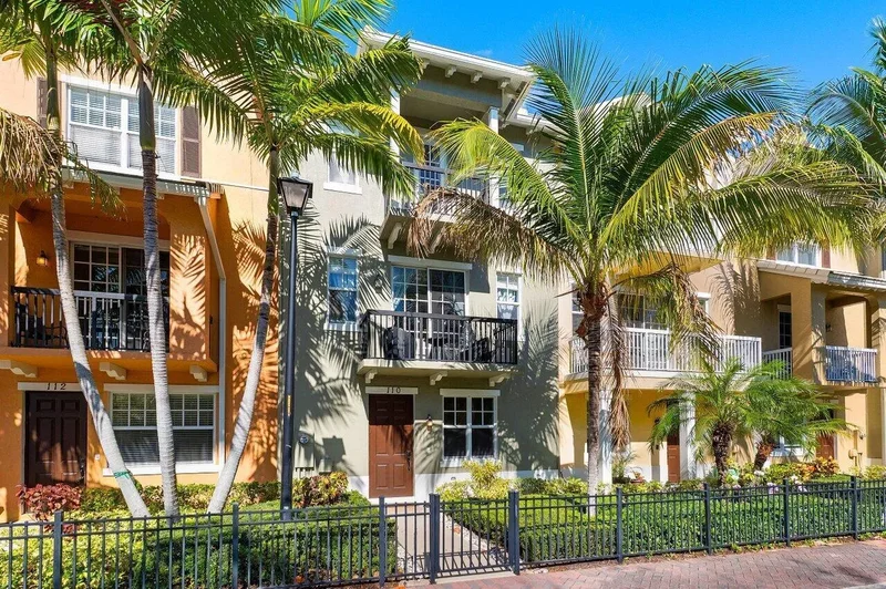 110 SW 1st Avenue, Delray Beach, Florida, United States. - Photo 32