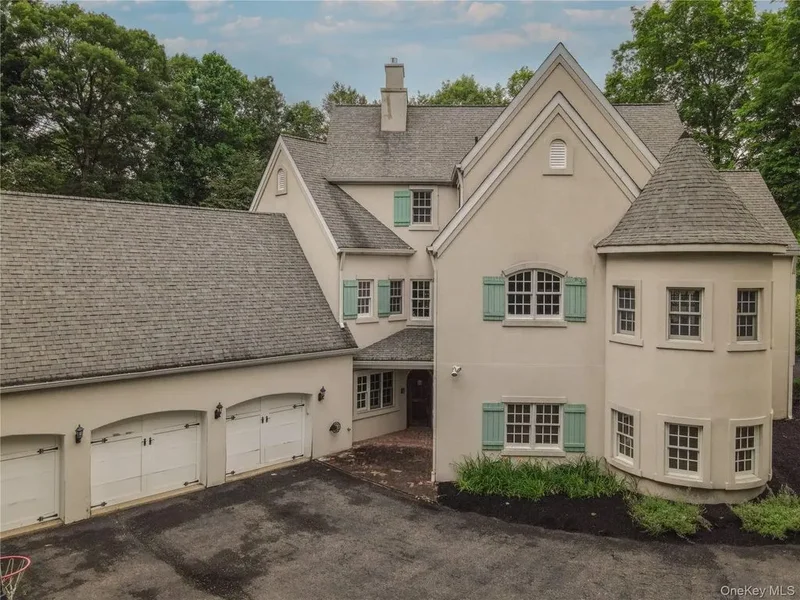 10 Greenwich Avenue, Central Valley, NY, 10917, USA, Woodbury, New York, United States. - Photo 21