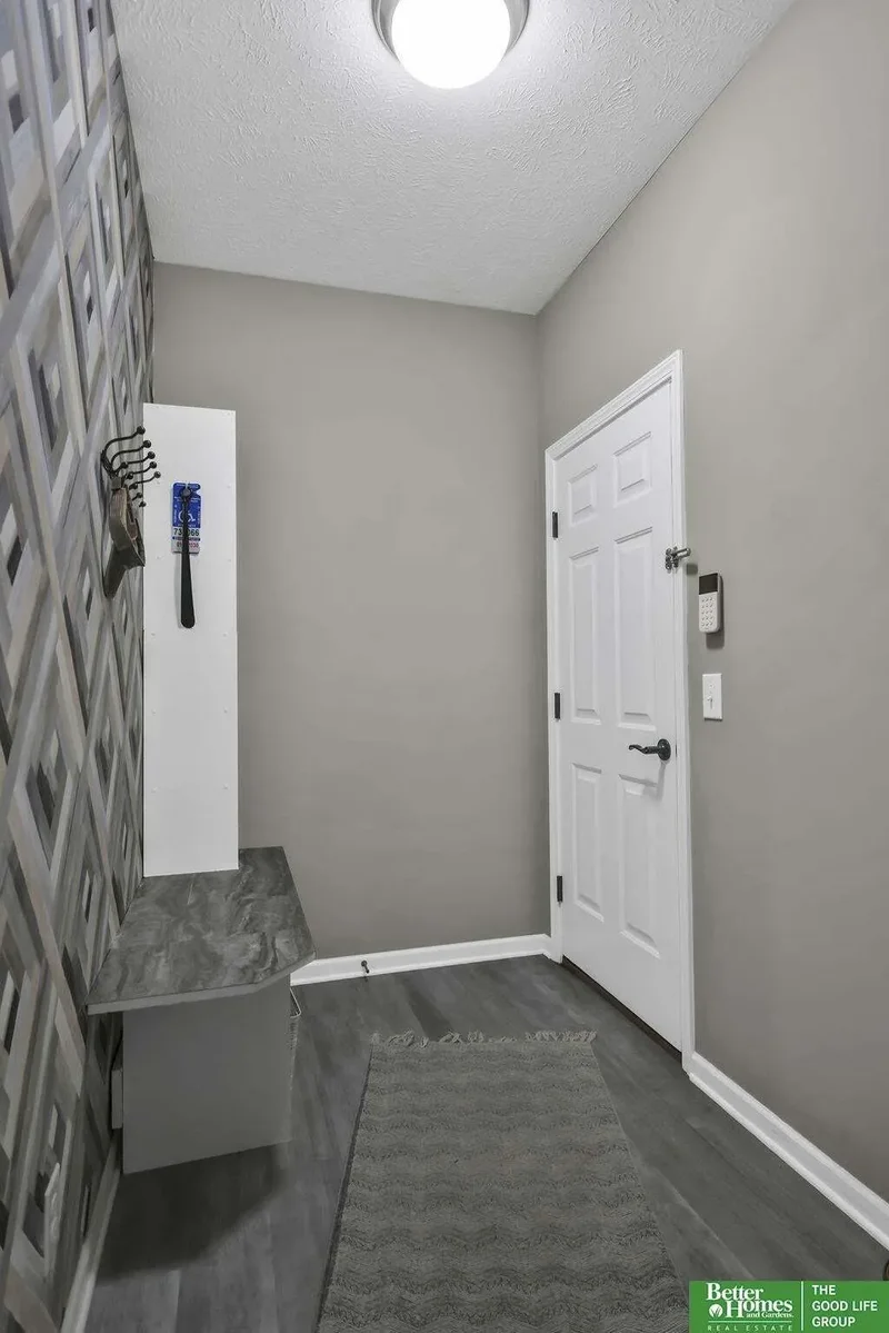 8002 Kilpatrick Parkway, Bennington, NE 68007, Bennington, Nebraska, United States. - Photo 24
