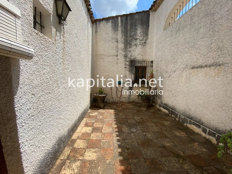 Albaida, Albaida, VALENCIA, Albaida, Albaida, Valencian Community, Spain. - Photo 12