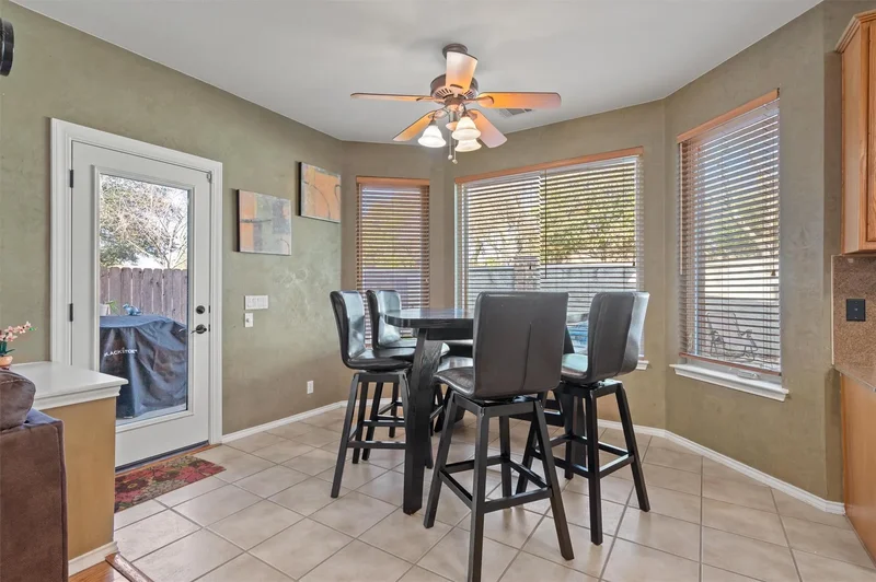 3959 Lord Byron CIR, Round Rock, Texas, United States. - Photo 13