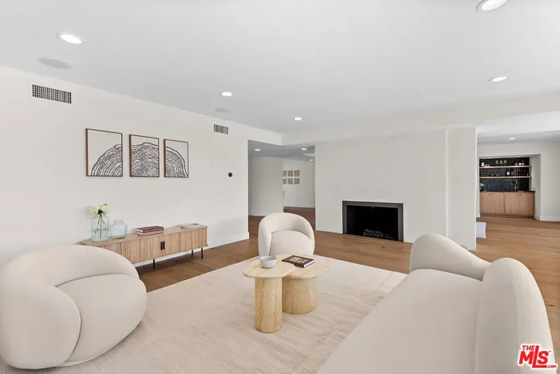 4204 Olympiad Drive, Los Angeles, California, United States. - Photo 27