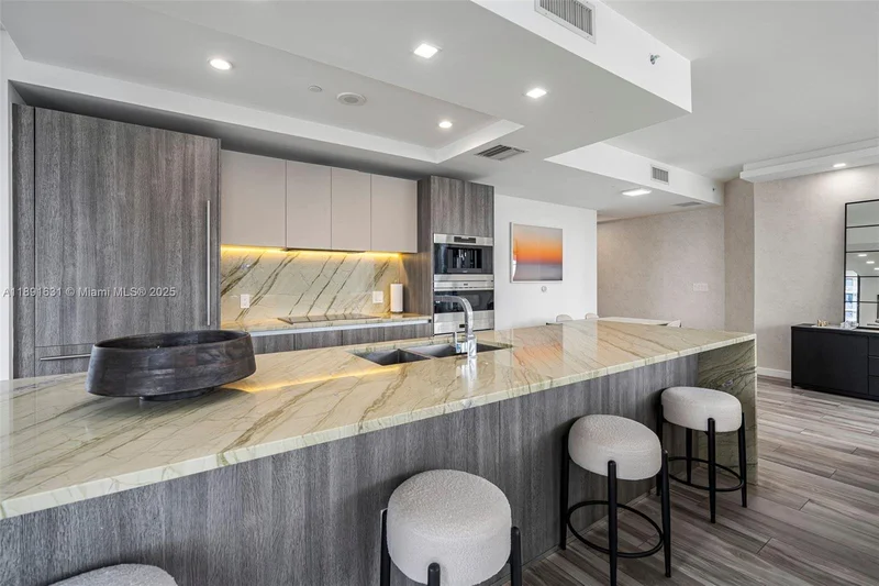 801 S Miami Ave 2901, Miami, Florida, United States. - Photo 17