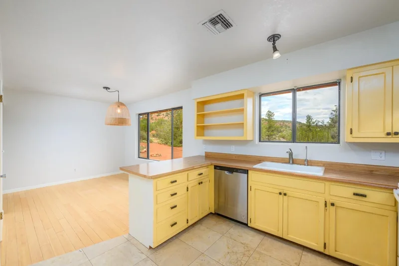 40 Cascade Drive , Sedona, AZ 86336, Sedona, Arizona, United States. - Photo 4