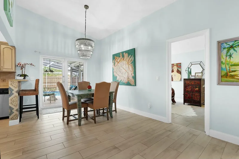 Riverside Drive, Palm Beach Gardens, Florida, United States. - Photo 15