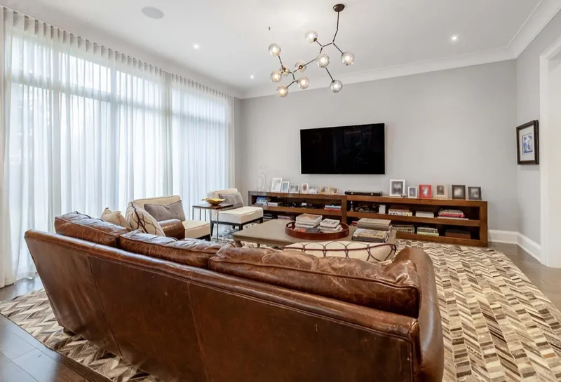 125 Sandringham Drive, Toronto, Ontario, Canada. - Photo 14