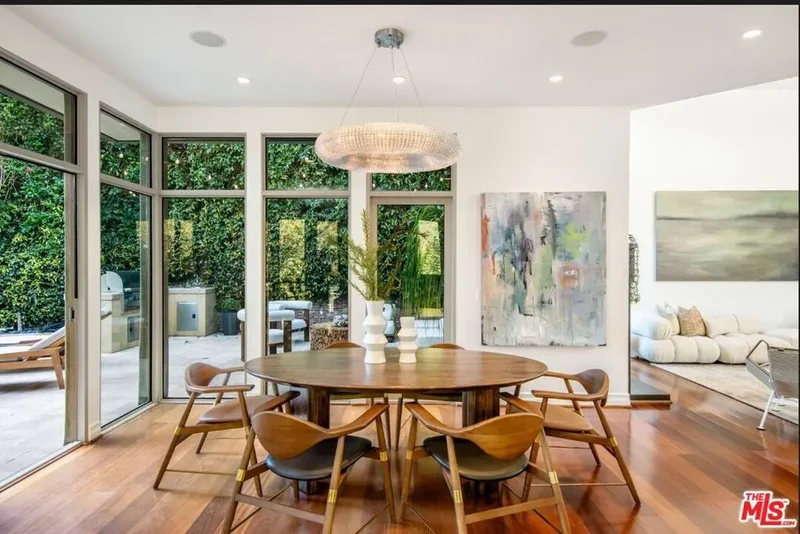 3685 Mandeville Canyon Road, Los Angeles, California, United States. - Photo 7