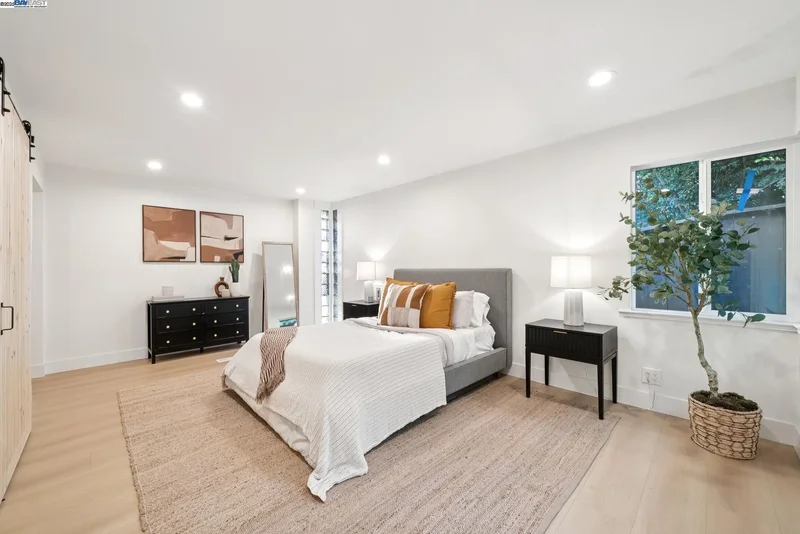 201 Amherst Ave, Berkeley, California, United States. - Photo 8