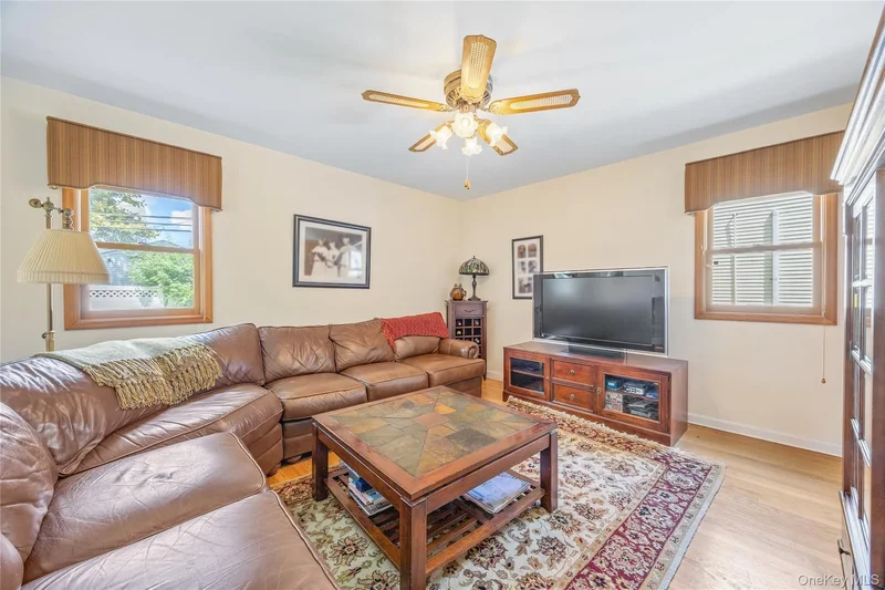 73 Patton Boulevard, New Hyde Park, NY 11040, New Hyde Park, New York, United States. - Photo 18