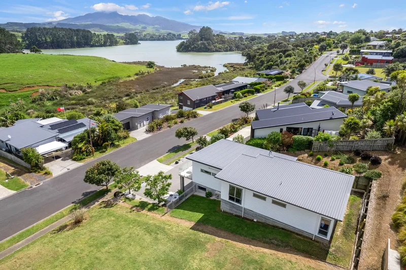 28 Robertson Street, Raglan, WKO 3225, Raglan, Waikato, New Zealand. - Photo 7