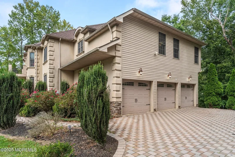 33 Harbor Road, Marlboro Township, New Jersey, United States. - Photo 5