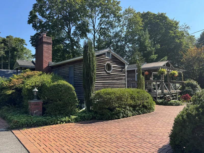 104 Cuba Hill Road, Greenlawn, Ny, 11740