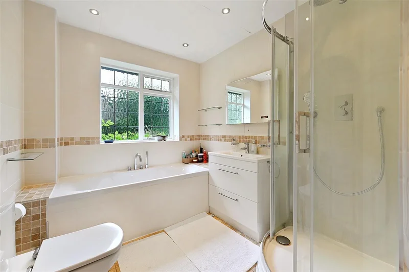 Gordon Avenue, Stanmore, England, United Kingdom. - Photo 15