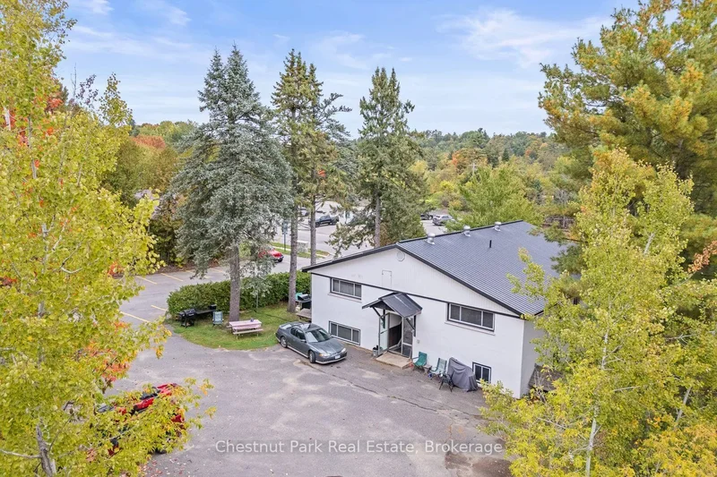 84 Hiram Street, Bracebridge, Ontario, Canada. - Photo 10